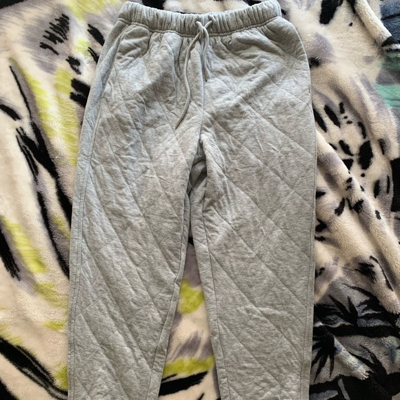 Old Navy Sweatpants Size Sm - Picture 1 of 3